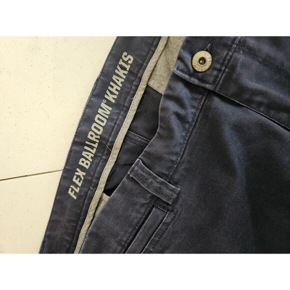 Duluth Trading Men's Blue Flex Ballroom Khakis Chino Pant Size 40 x 34 - Picture 4 of 6